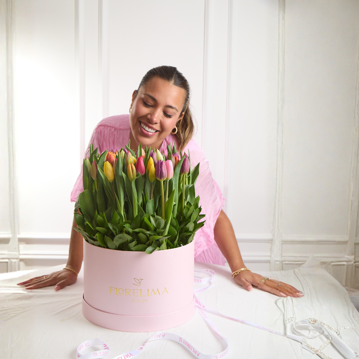 Box 50 Tulipanes Amore