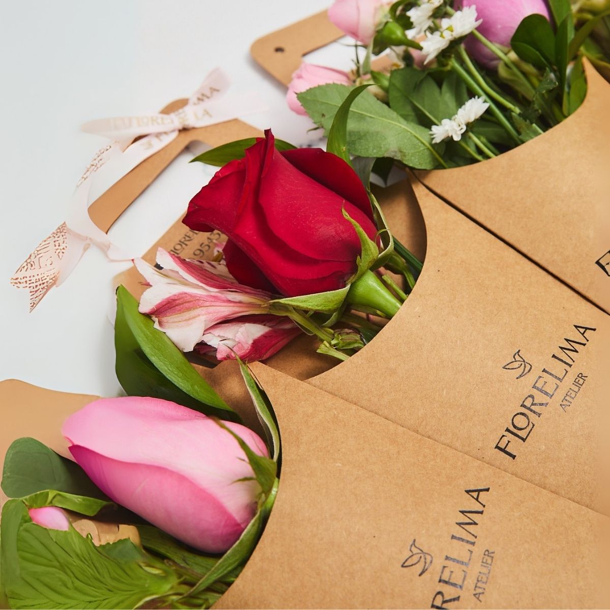 Cono de Flores Variadas