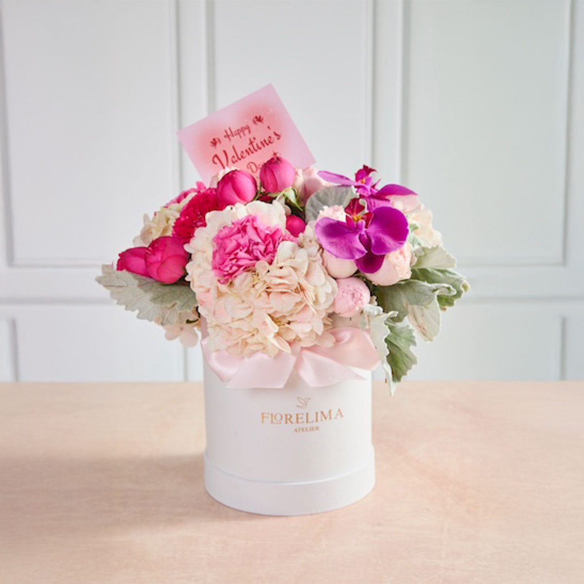 Box Corazón floral : rosas inglesas rosadas, orquidea y hortensias