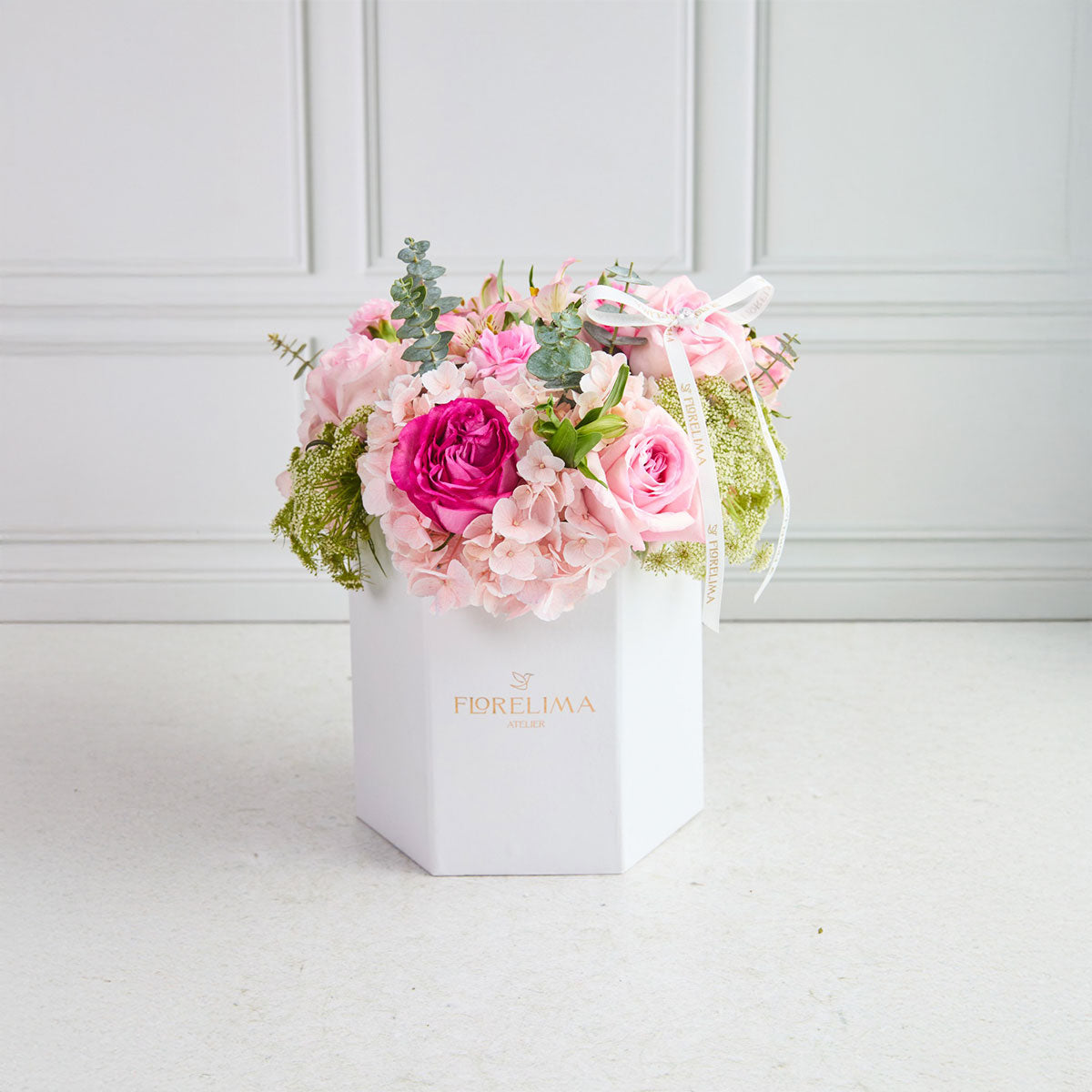 Box Hermosa - Rosas de jardín y claveles