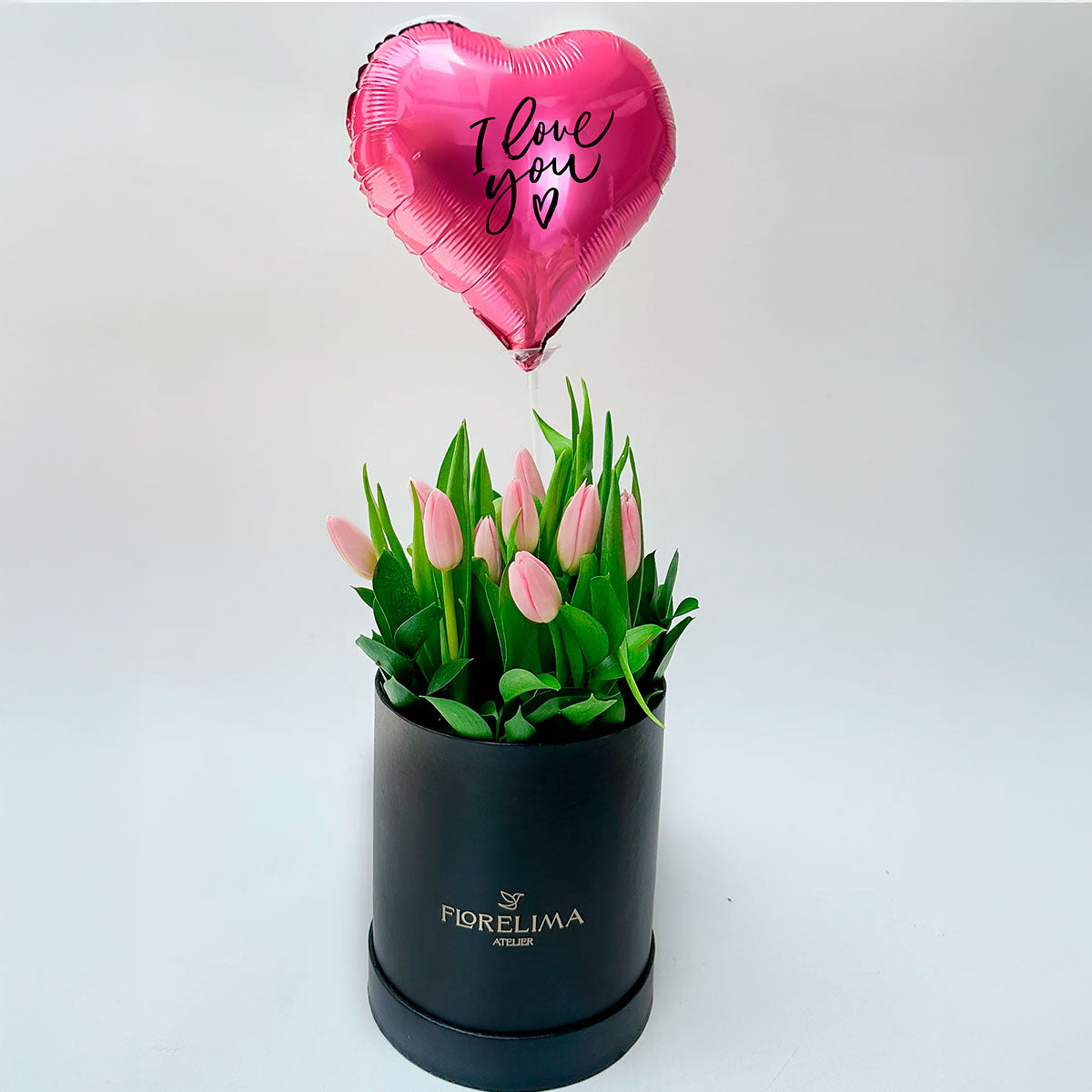 Mini Box 10 Tulipanes y Fino Follaje + Globo Personalizado