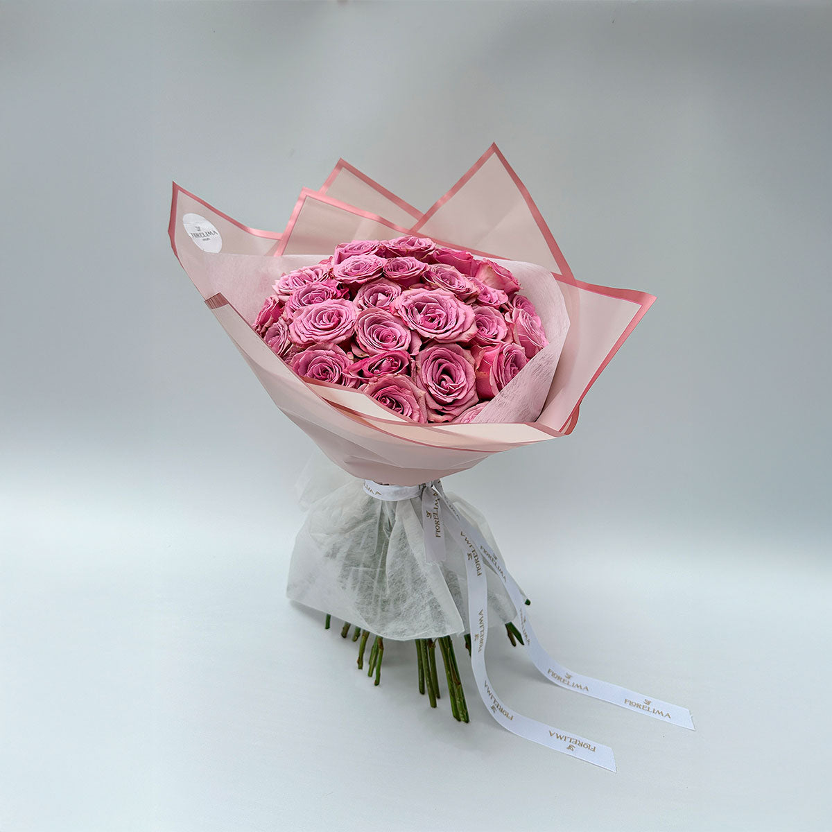 Ramo Conquístame: 50 Rosas Lilas - Flores Moradas