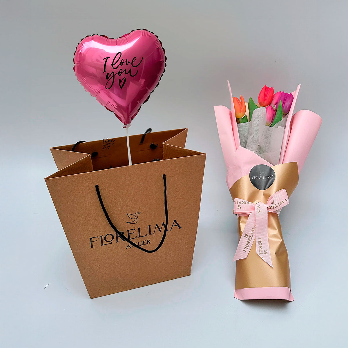 Ramo de 5 Tulipanes Premium Multicolor + Globo Personalizado