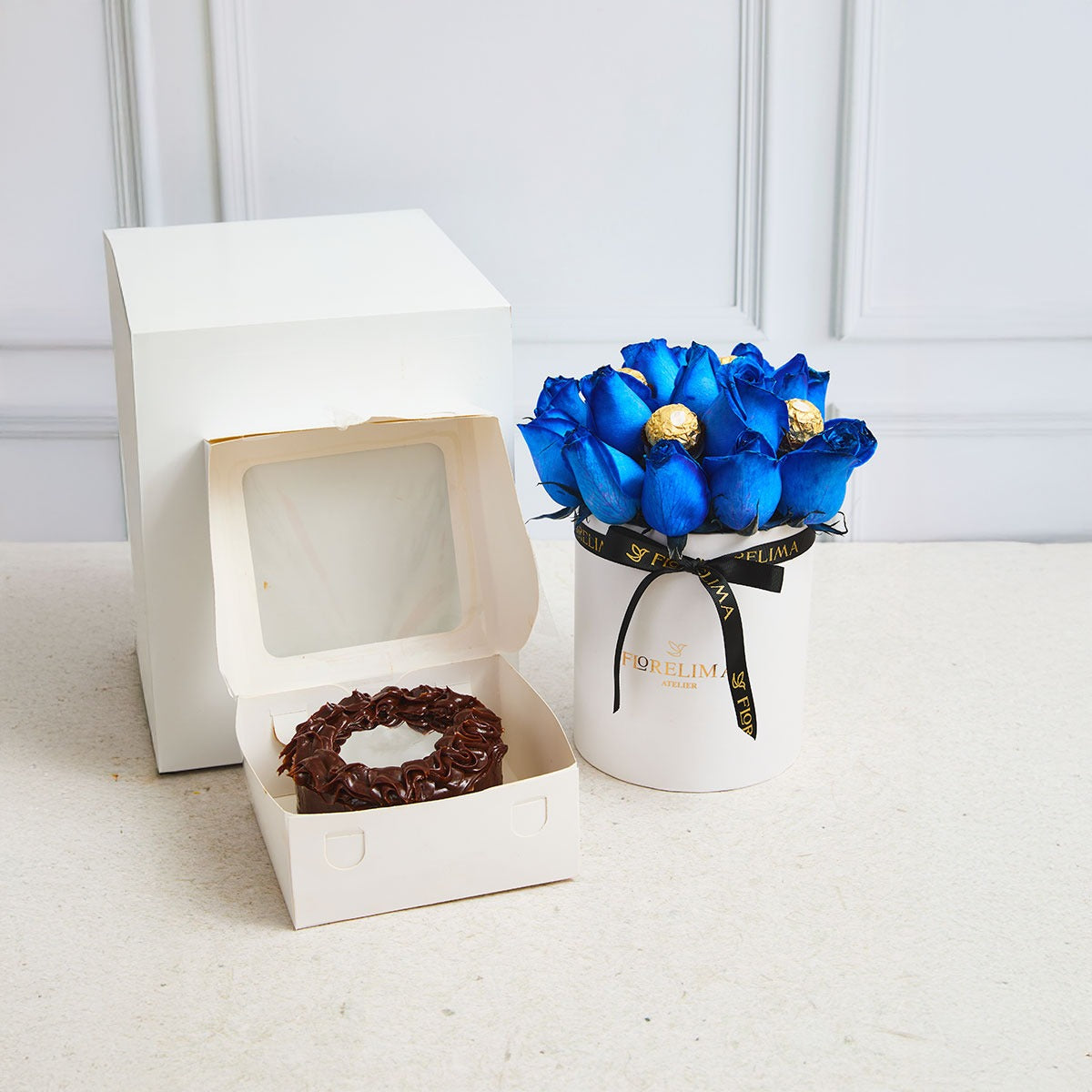 Box cumpleañero con torta de chocolate