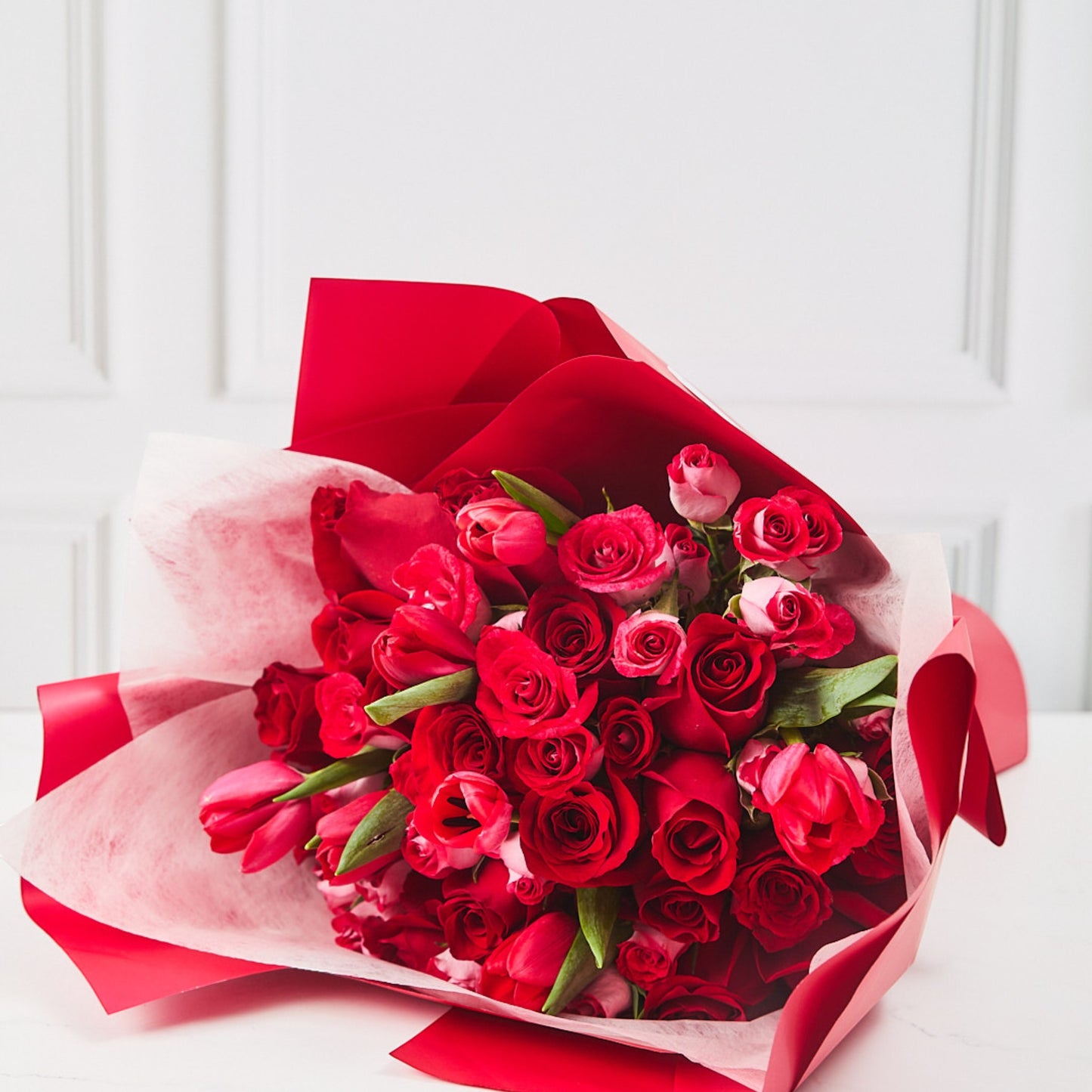 Ramo Rafaela - Rosas, Tulipanes y Mini Rosas