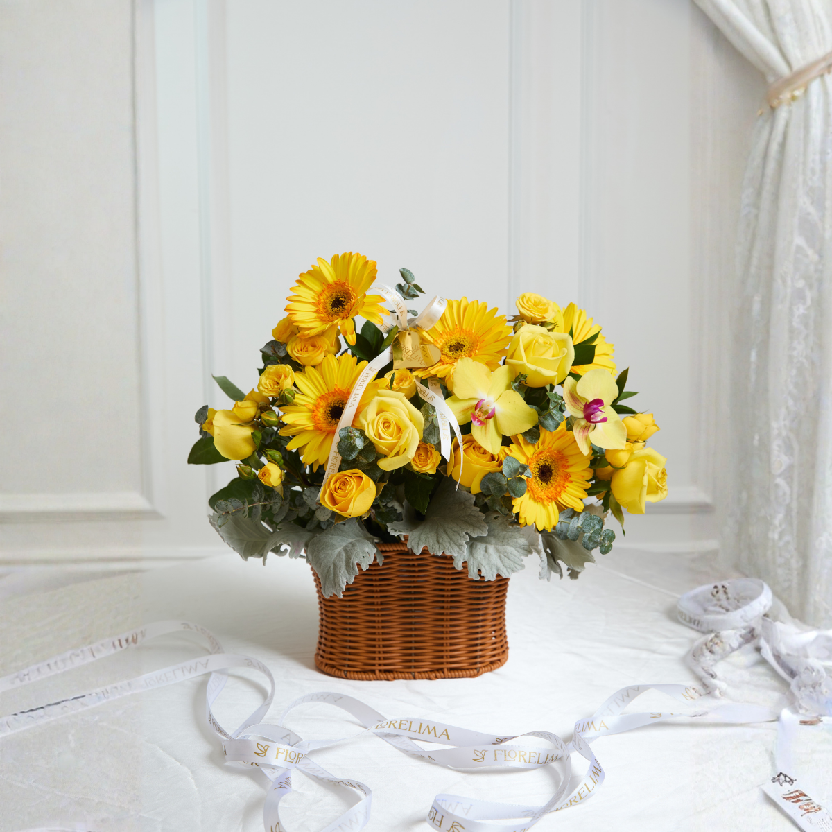 Canasta de Gerberas y Orquídeas Amarillas