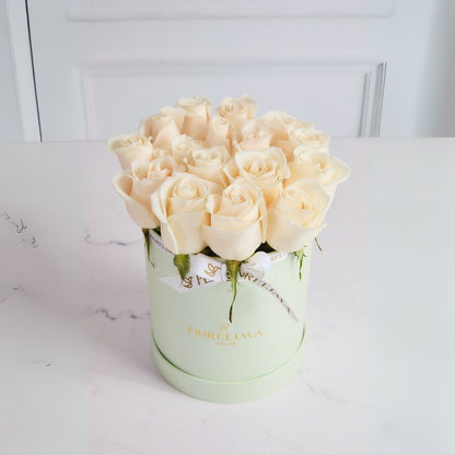 Mini box Rosas Blancas
