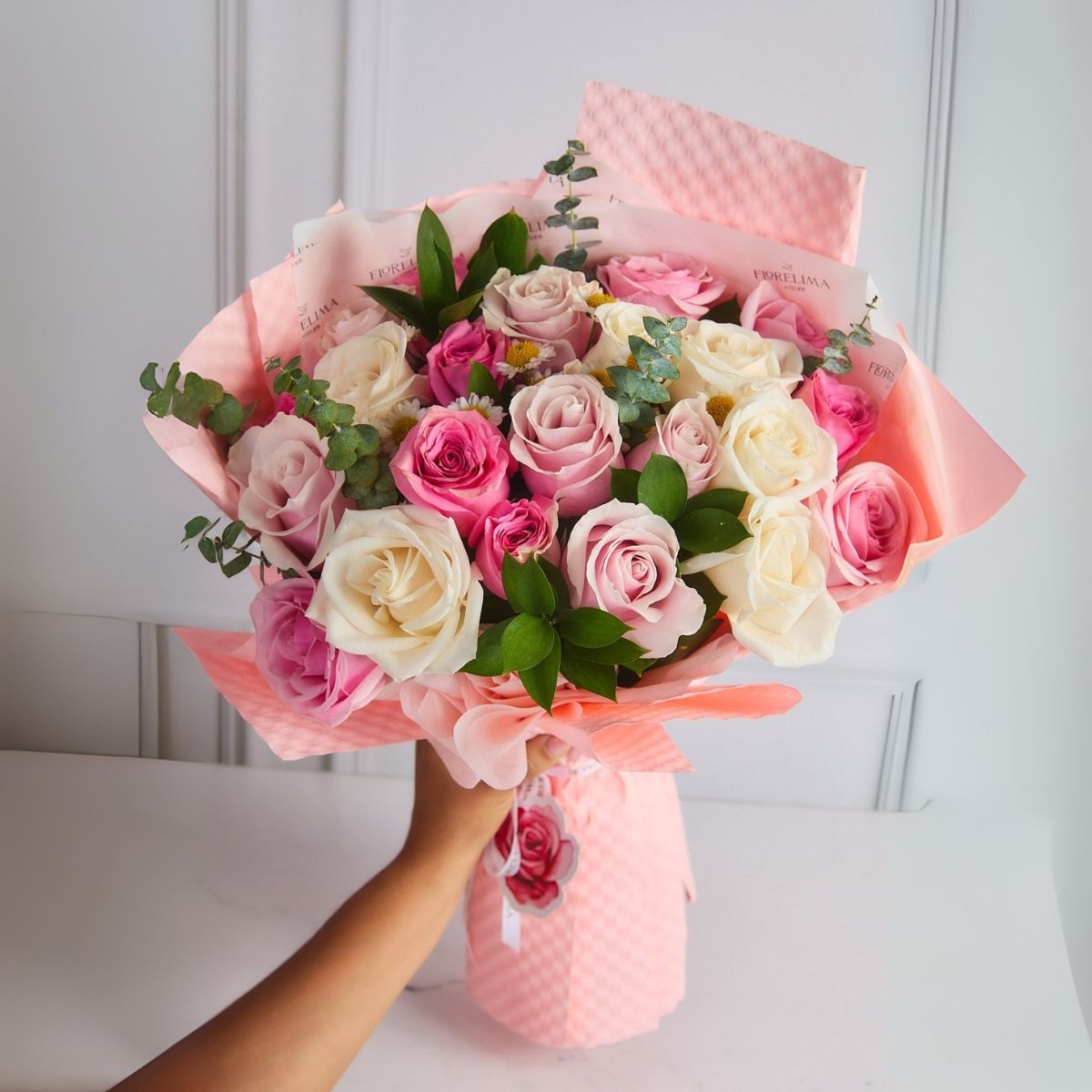 Ramo Mía : Mix de rosas y follajes