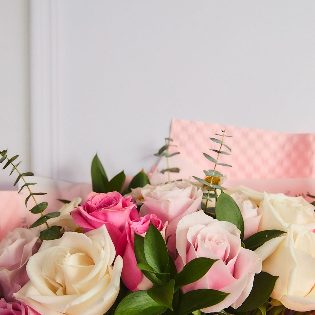 Ramo Mía : Mix de rosas y follajes
