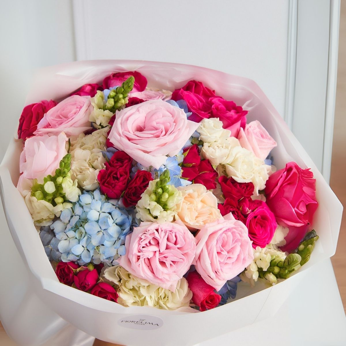 Ramo rosas de Jardín Premium, hortensias y rosas