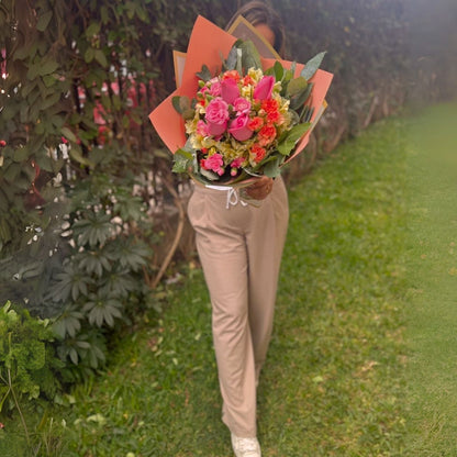 Rosas y Astromelias