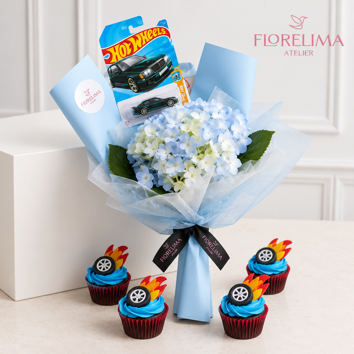 HORTENSIA + 1 HOTWHEELS + 4 CUPCAKES