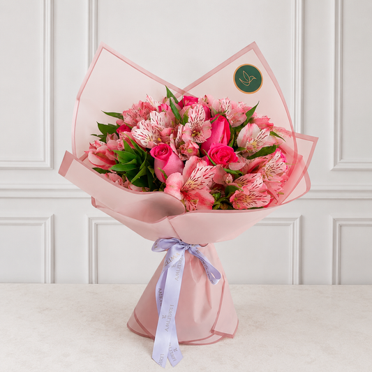 Ramo Princesa: Rosas y Astromelias