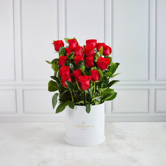 Box Cómplices: 16 Rosas y Fino Follaje