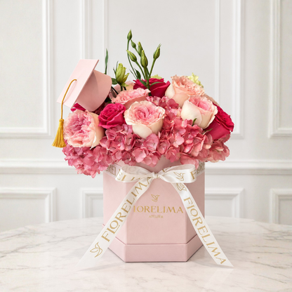 Box Graduación Encanto Rosa: Rosas y Hortensias