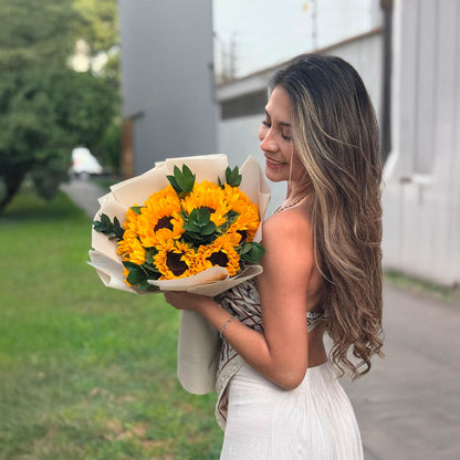 Ramo de 12 girasoles