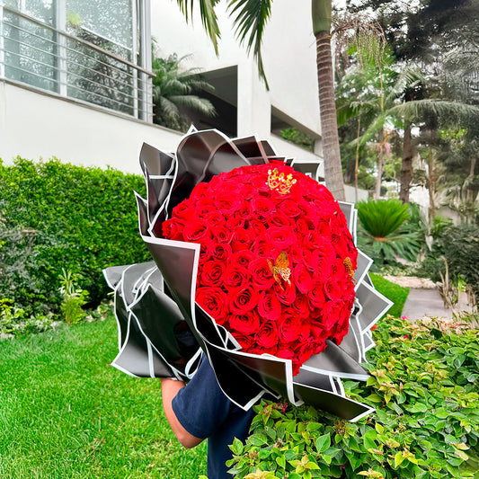Ramo Buchón de 150 Rosas Premium