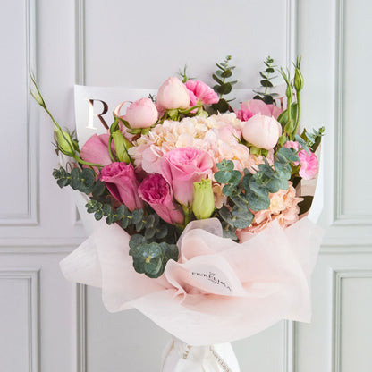 Ramo Indira: Rosas Inglesas y Hortensias