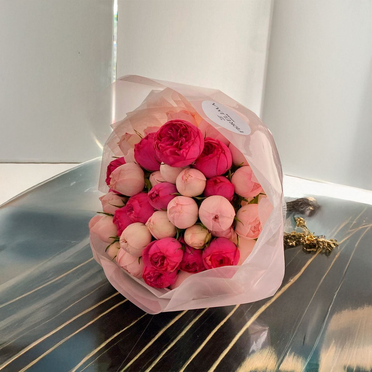 Ramo Peonias XL: 50 rosas inglesas