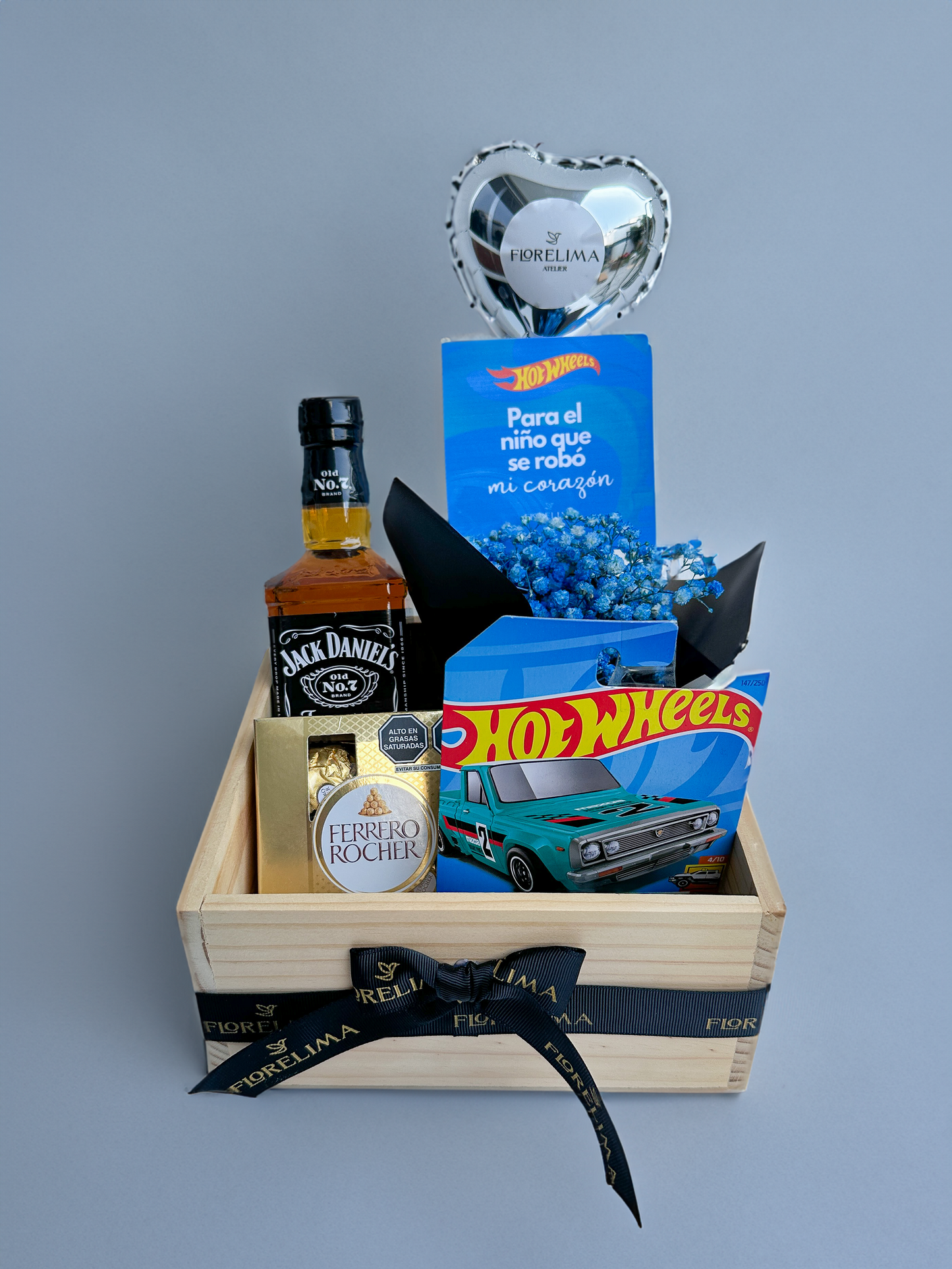 Box Hot Wheels + 1 Jack Daniels y Chocolates - Flores Azules | Para Él