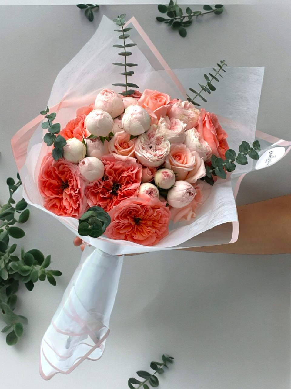 Ramo Blush Peonias: Mix Peonias y Rosas en tonos durazno