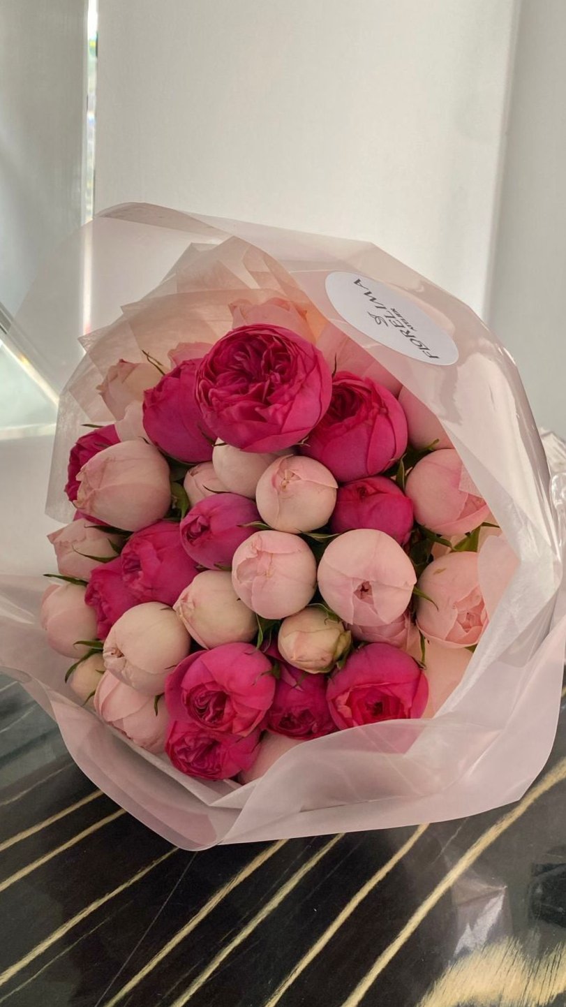 Ramo Peonias XL: 50 rosas inglesas