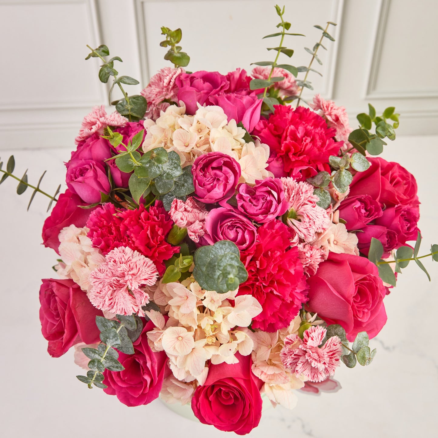 Box Maravillosa - rosas, hortensias y claveles