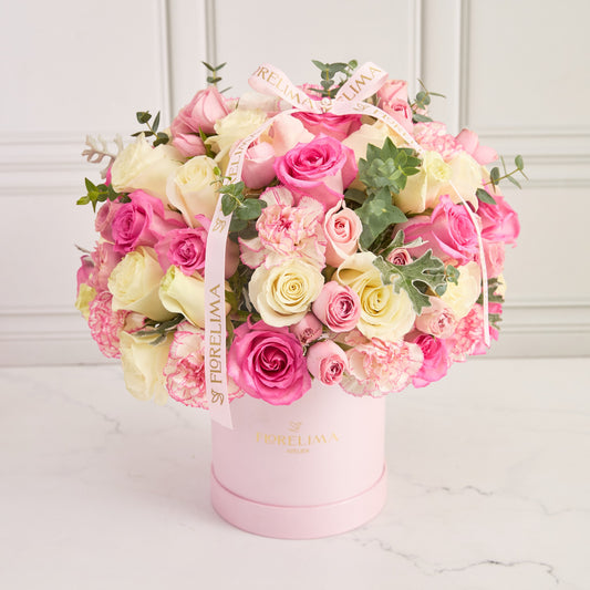 Box  Alejandra : rosas y claveles